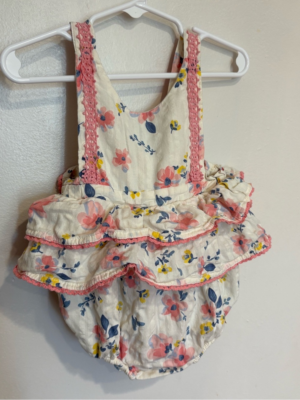 Joie Cream Floral bubble Dress Ruffle with Pink Crochet Trim 6-9mo